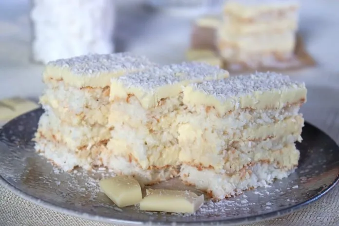 Prăjitura Raffaelo: delicată, aromată și foarte ușor de făcut