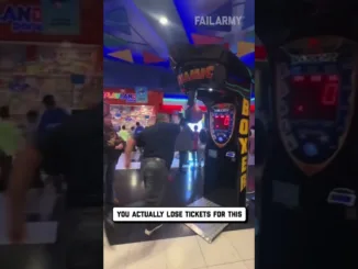 Când eșuează, dați pumnul înapoi 💥🥊😭 #fail #failarmy #box #funny