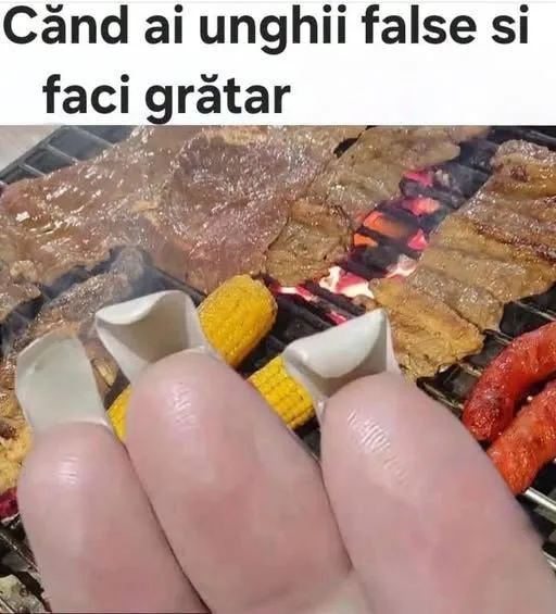 Când ai unghii false și faci grătar